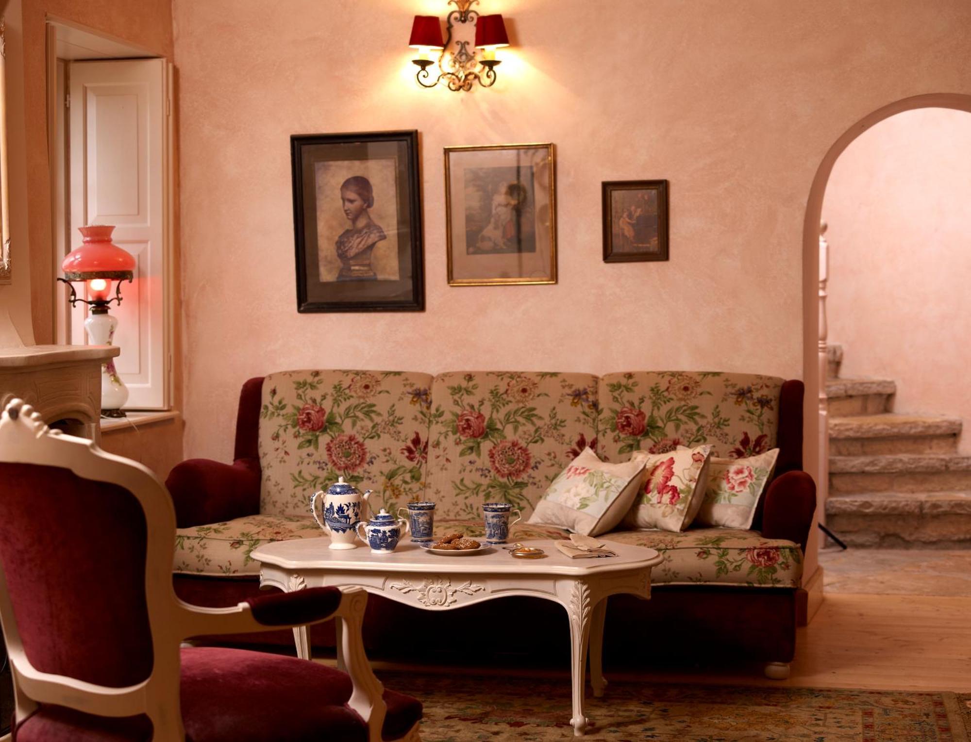 Amaryllis Boutique Guest House Ano Pedina Bagian luar foto