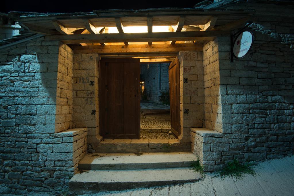 Amaryllis Boutique Guest House Ano Pedina Bagian luar foto